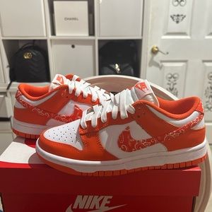 Nike Dunk Low